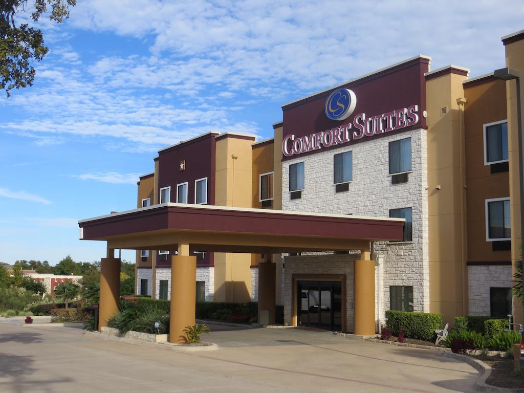 Comfort Suites Georgetown Exterior photo